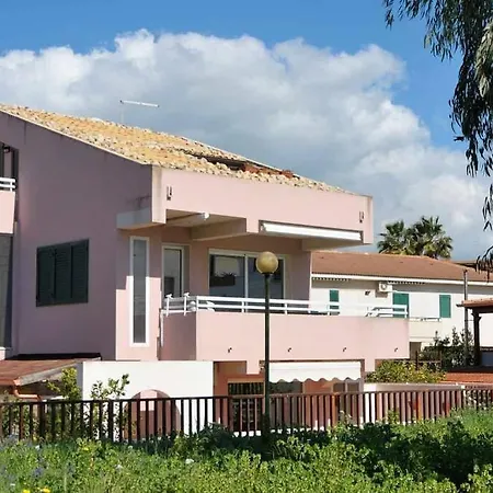 아파트 Travelliving - Casa Al Porto,