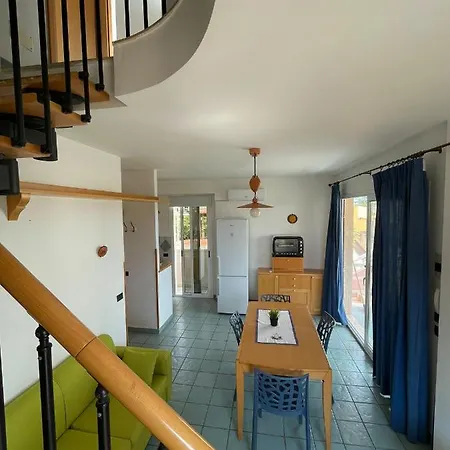 Travelliving - Casa Al Porto, Apartment Marina di Ragusa
