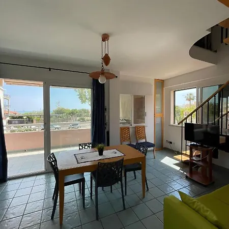 아파트 Travelliving - Casa Al Porto, *